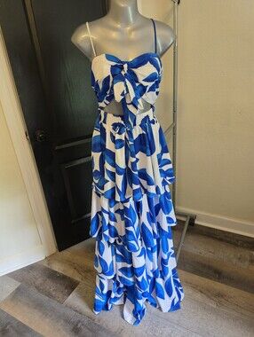 Fashion Nova Blue and White Patterned Dress